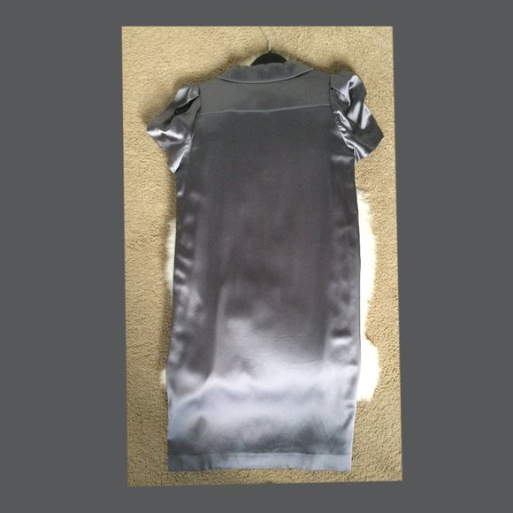 BURBERRY. Satin (atlas) grey dress. Size 10 - Picture 2 of 7